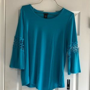 New direction three quarter length sleeves